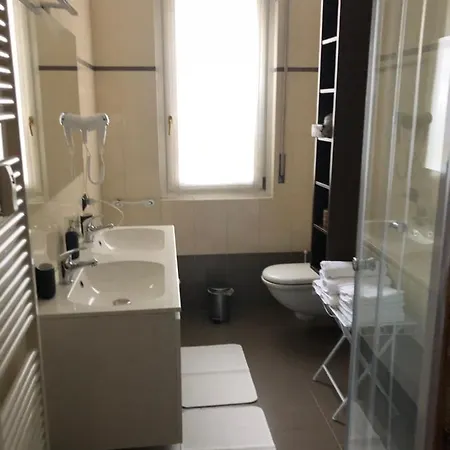 Casa Leonardo Center City Apartment *